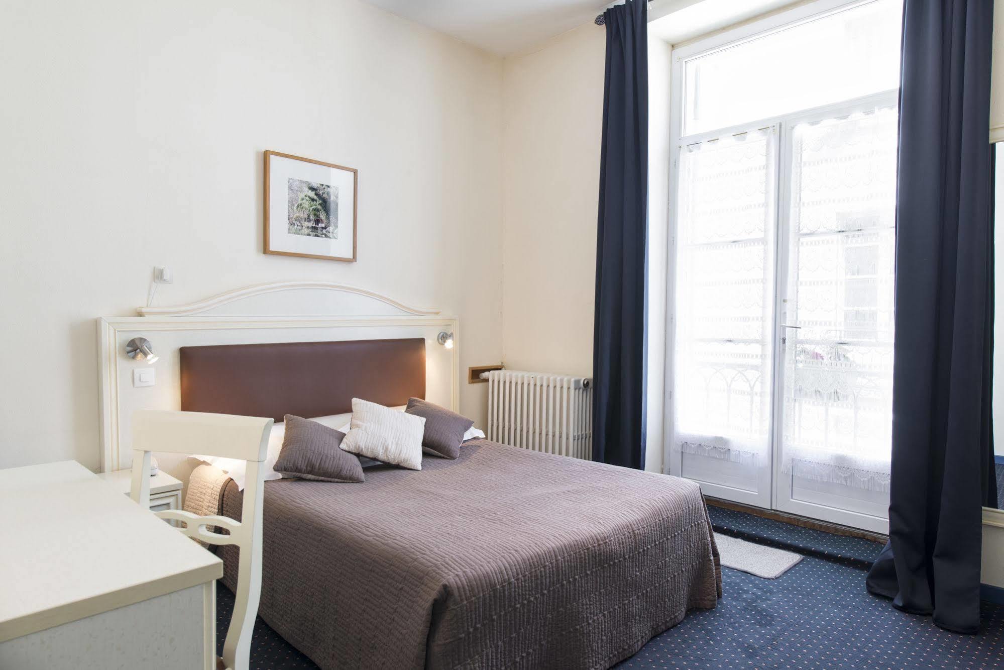 Logis Hotel Central Montargis Exterior foto